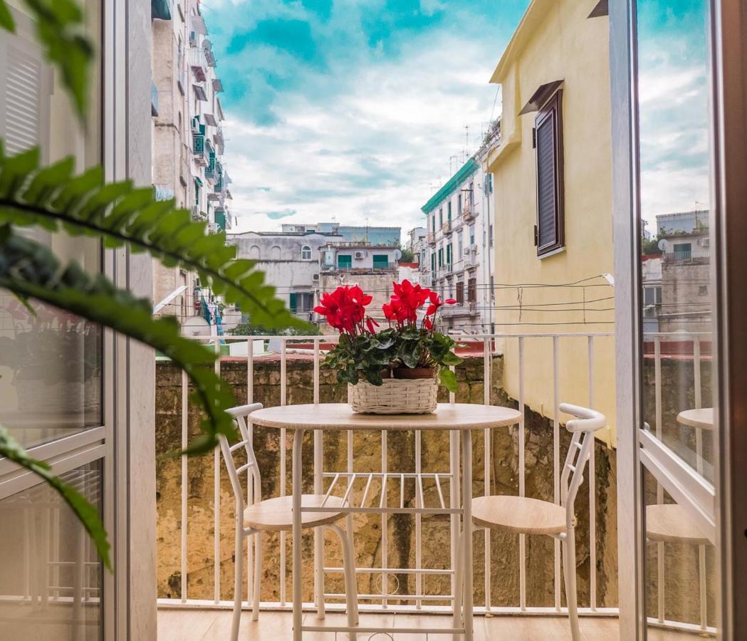 Апартаменты Chiaia Premium Flat, Naples Center, Near Seaside Экстерьер фото
