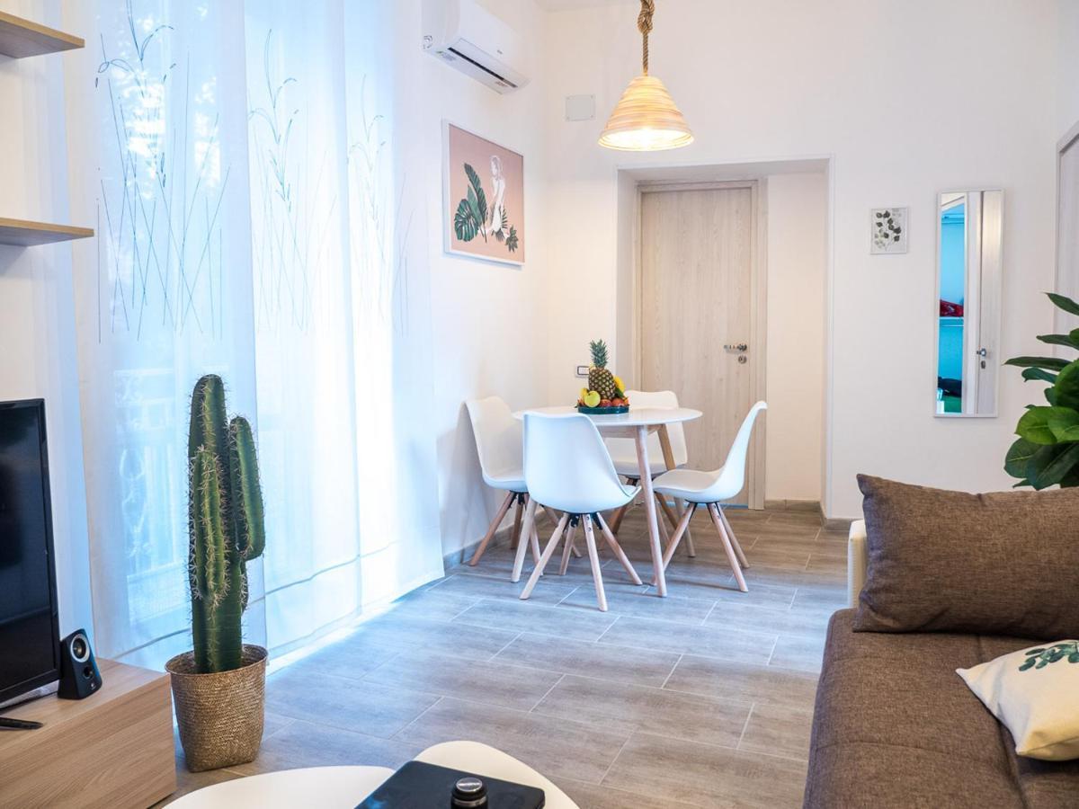 Апартаменты Chiaia Premium Flat, Naples Center, Near Seaside Экстерьер фото